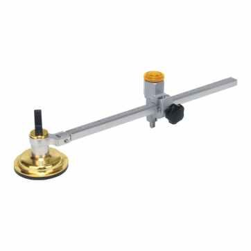 O022 Oiling Compasses Knife